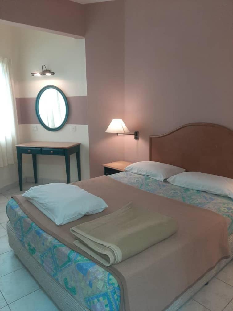 Seri Bulan Condo Port Dickson Exteriör bild
